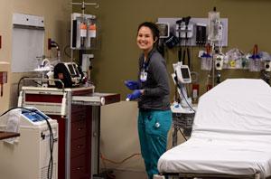 Jessica Marx at work in hospital 